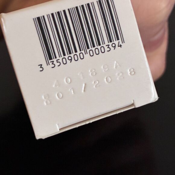 Embryolisse Lait-Crème Concentré Moisturizer, Primer, Makeup Remover 6-in-1 30ml - Picture 4 of 4